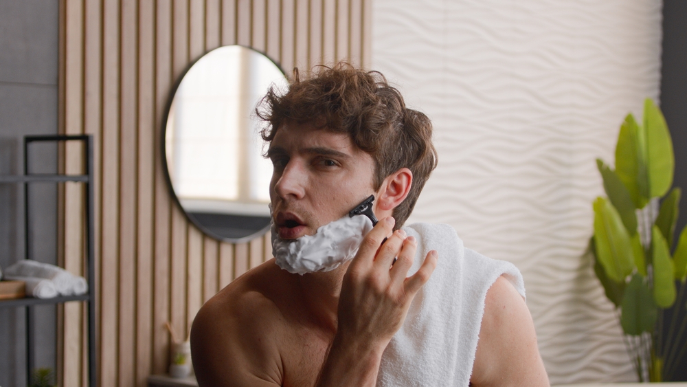 Shaving and Active Skincare for Men | Glycolic Cleanser and Retinal Night Cream