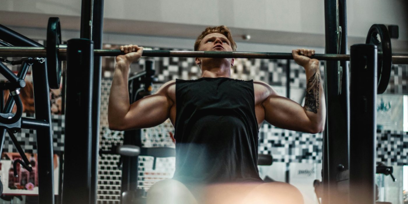 How to Lift Heavy and Get Strong—Without a Spotter