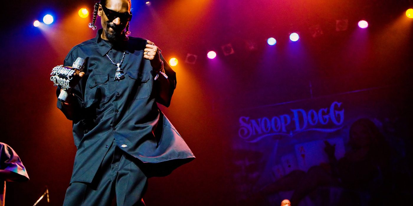 SEATTLE - JULY 14:  Rapper Snoop Dogg performs a concert on stage at the Paramount Theater July 14, 2010 in Seattle, Washington.